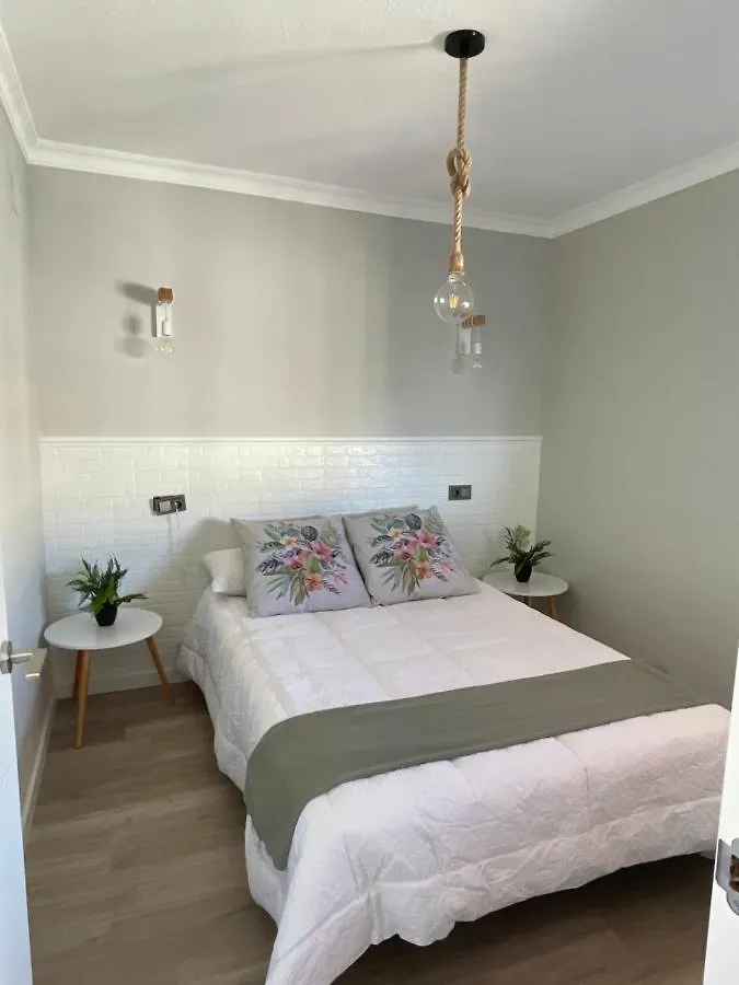 בנאלמדנה Apartamento Azahar - Las Naciones דירה