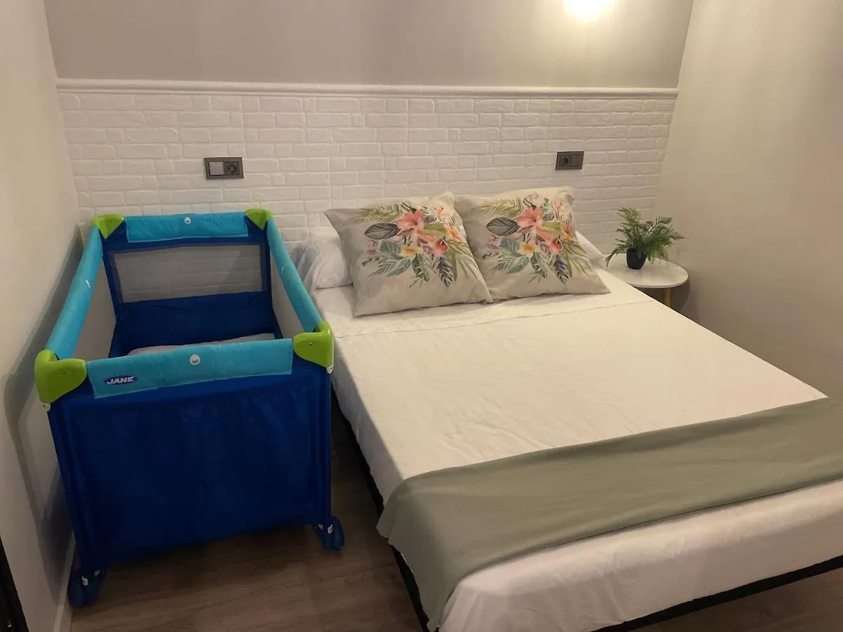 בנאלמדנה Apartamento Azahar - Las Naciones 0*,