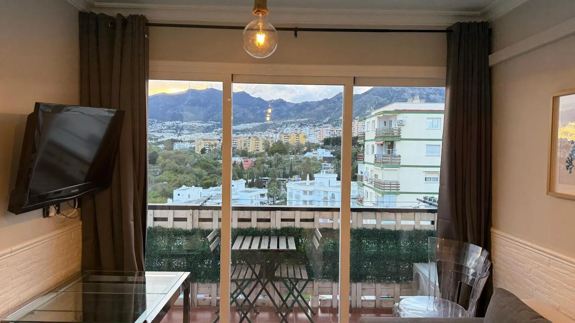 בנאלמדנה Apartamento Azahar - Las Naciones